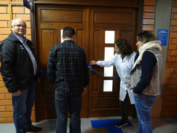 FAHOR inaugura Laboratório de Microbiologia - foto 3