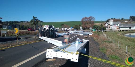 Acidente deixa vítima fatal no trecho entre Marau e Passo Fundo - foto 2