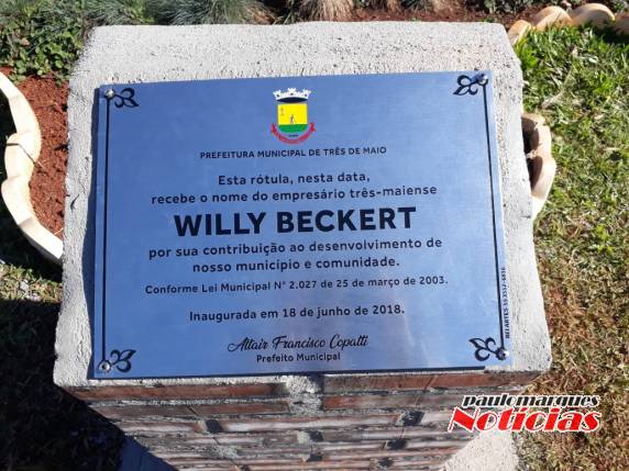 Inaugurada a pedra fundamental da Rótula Willy Beckert, no Centro de Três de Maio - foto 2