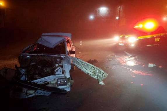 Motorista de 19 anos estava embriagado e não tinha habilitação