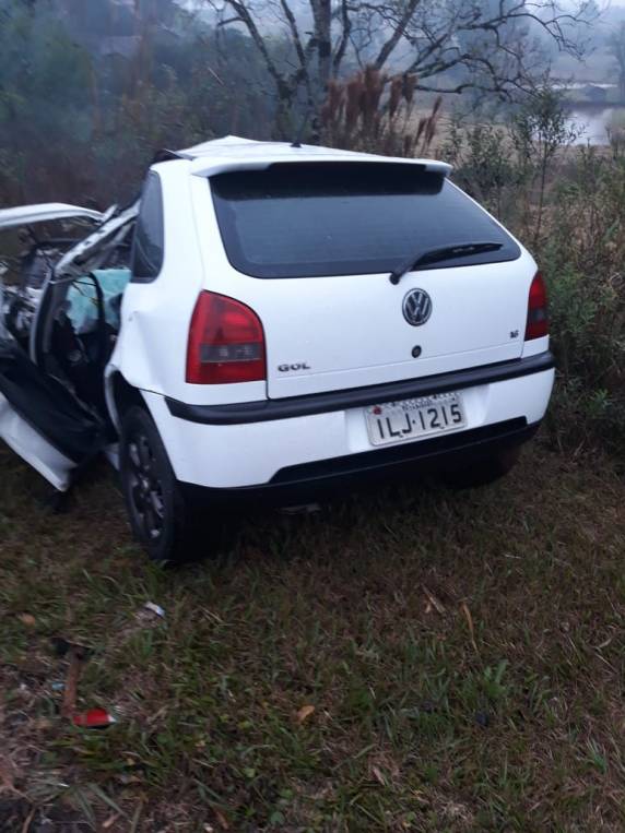 Colisão entre carro e caminhão deixa um morto na RSC-453, em Lajeado - foto 4