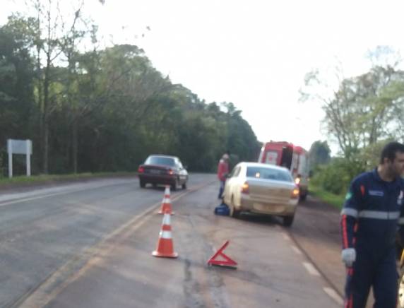 Colisão envolve caminhão e um veículo da prefeitura de Dr. Maurício Cardoso, em Santa Rosa - foto 3