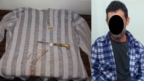 O homem foi preso no local do crime com moletom sujo de sangue e a faca usada para matar a 

ex-mulher