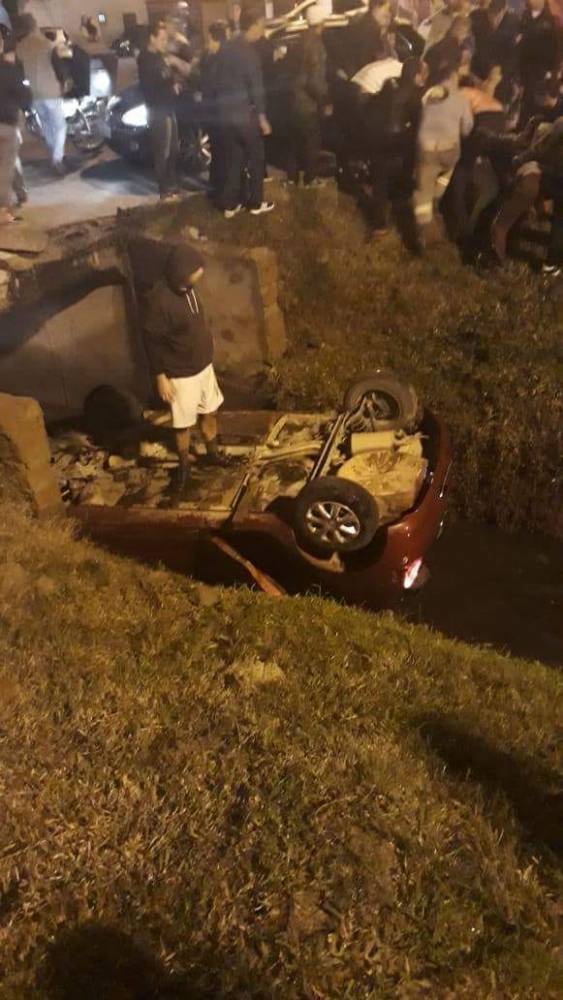 Mulher morre após veículo despencar de ponte da represa da Maestra, em Caxias - foto 3