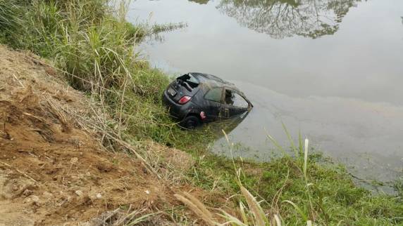 Acidente ocorreu 

na manhã deste domingo em Itajaí