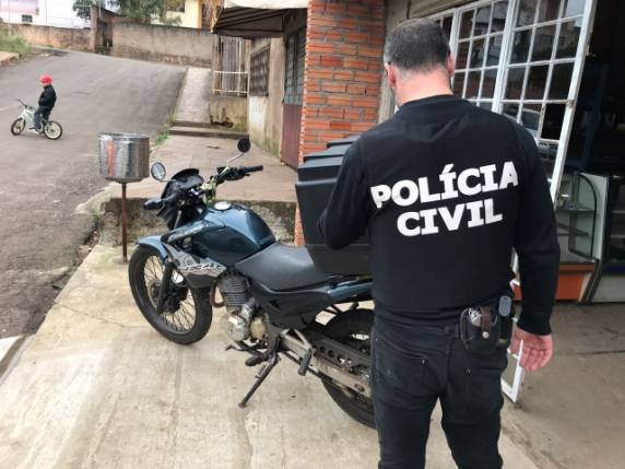 DEFREC prende traficante que usava mini-mercado para vender drogas em Passo Fundo - foto 5