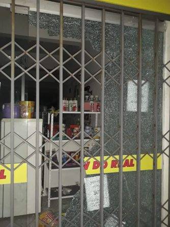 Bandidos disparam contra lotérica e ateiam fogo em outra - foto 3