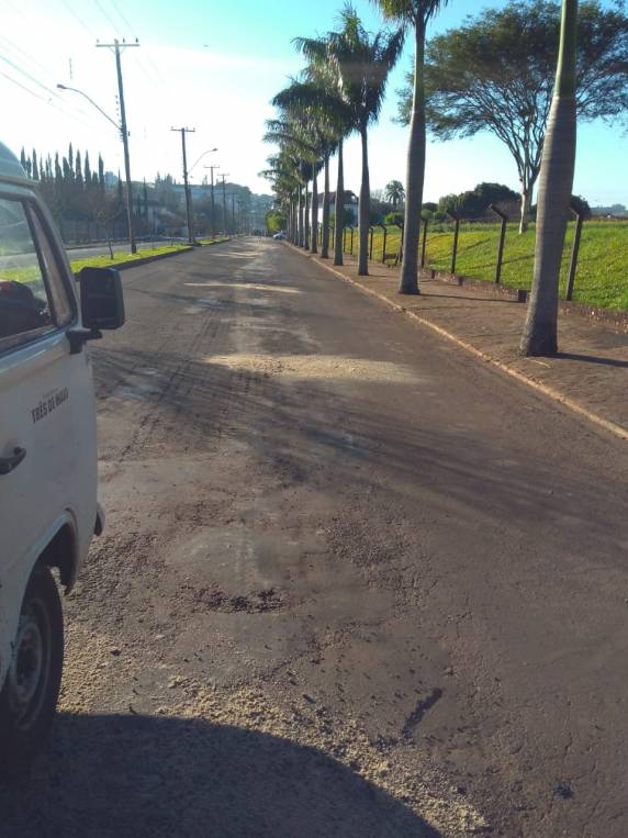 Secretaria de Obras conclui operação tapa buracos da semana - foto 4