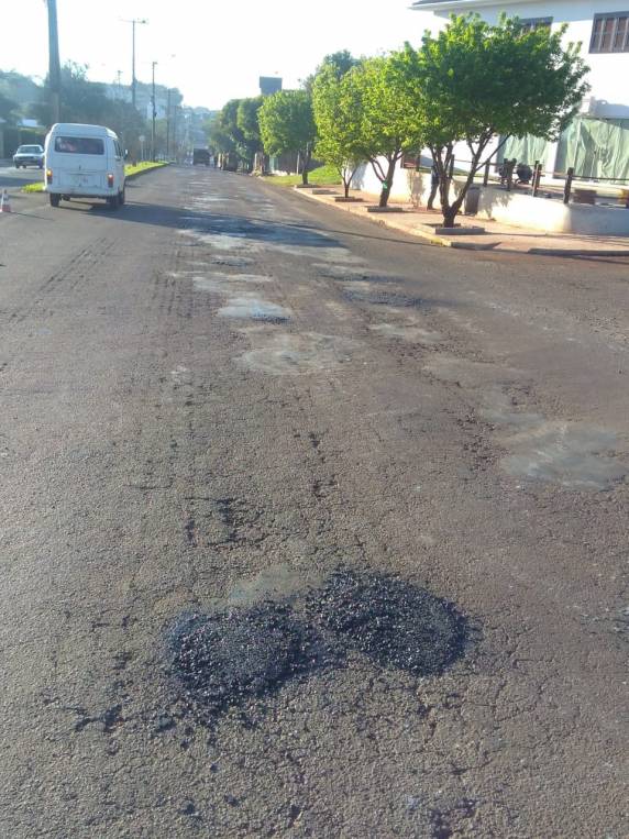 Secretaria de Obras conclui operação tapa buracos da semana - foto 7