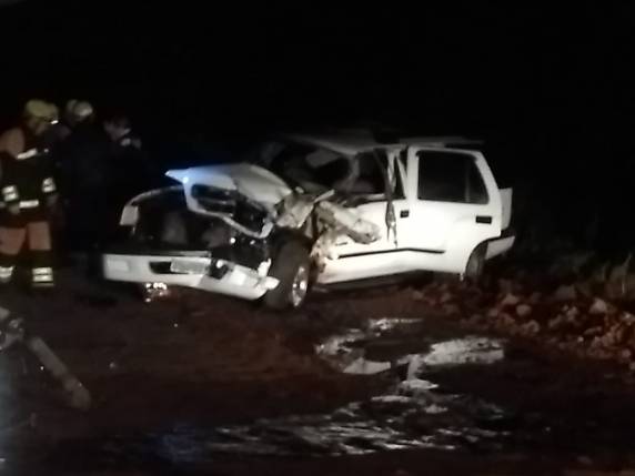 Colisão entre veículos deixa quatro pessoas
feridas em Nova Candelária - foto 5