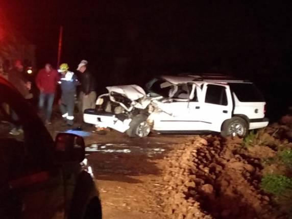 Colisão entre veículos deixa quatro pessoas
feridas em Nova Candelária - foto 2