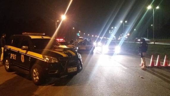 PRF flagra
mais de 100 motoristas dirigindo sob efeito de álcool neste fim de semana em SC - foto 2