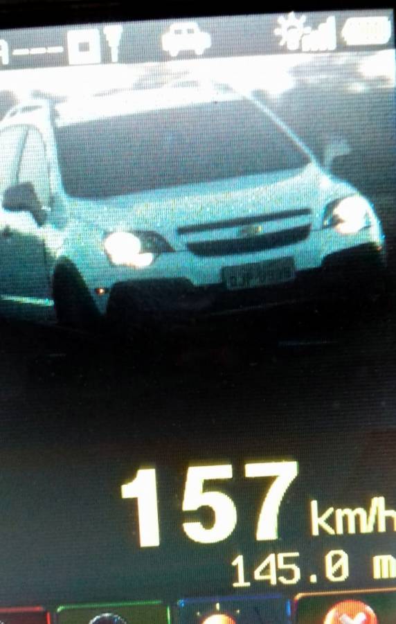Fiscalização de velocidade flagra 290 veículos acima do limite em apenas quatro horas na BR 101 - foto 2