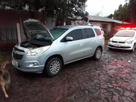 Brigada Militar prende mulher com veículo clonado, em Santa Rosa - foto 3