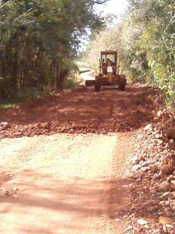 Secretaria de Obras segue com melhorias no interior de Três de Maio - foto 9