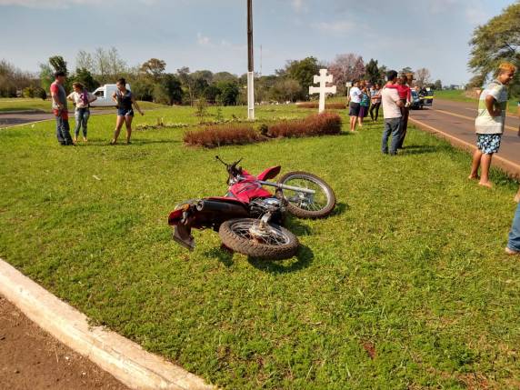 Acidente entre moto e camionete no Trevo da CESA em São Luiz Gonzaga - foto 3