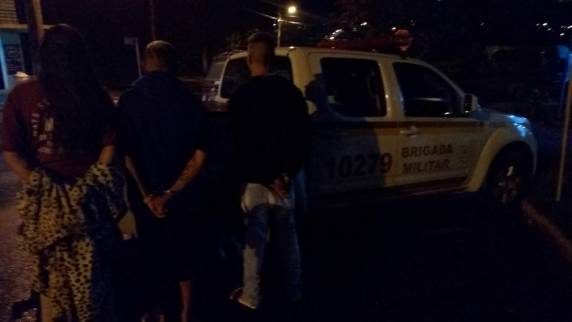 Brigada Militar recebe denúncia e prende trio de traficantes em Santa Rosa - foto 4