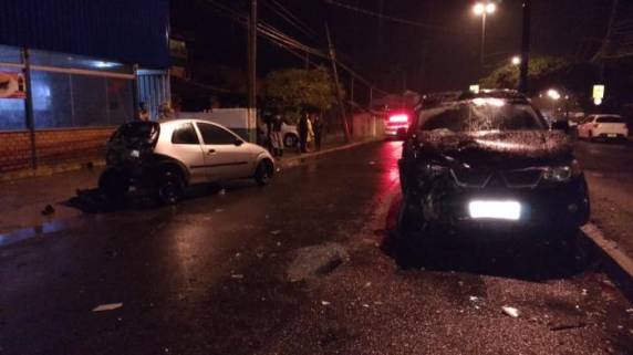 Colisão ocorreu na Estrada João de Oliveira Remião, na Lomba do 

Pinheiro