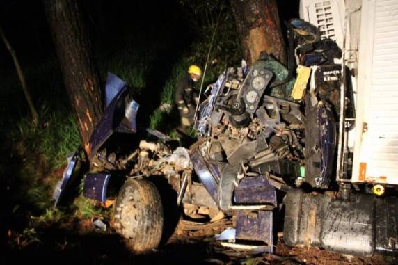 Motorista de Seara sobrevive em acidente gravíssimo na BR-282, em Joaçãba - foto 3