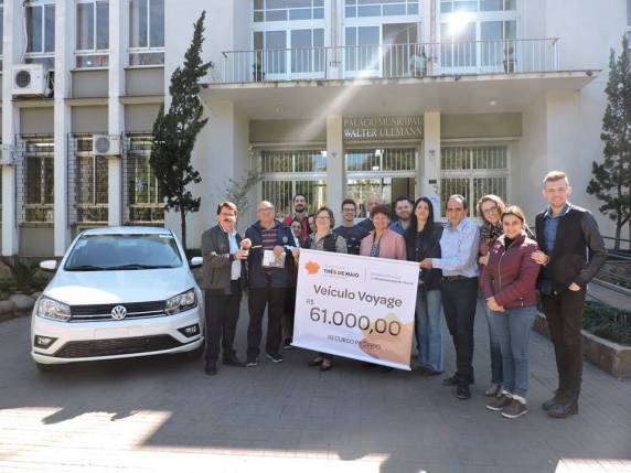 Automóvel irá qualificar os atendimentos do CRAS, CREAS e Casa da Cidadania