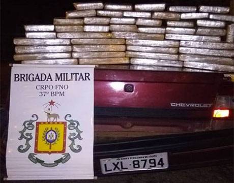 Brigada Militar prende casal com 30kg de maconha - foto 4