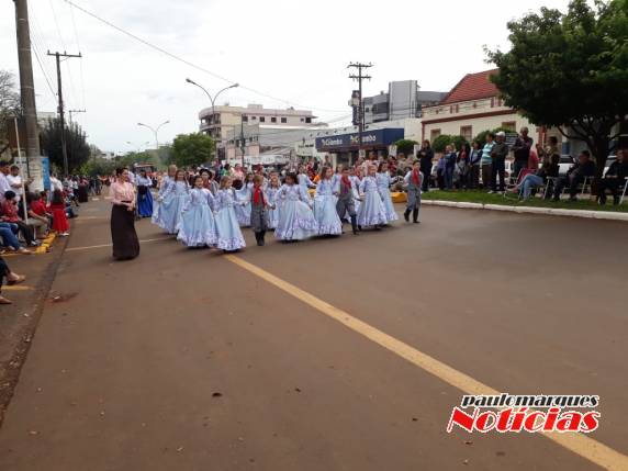 Desfile comemora o Dia do Gaúcho em Três de Maio - foto 5
