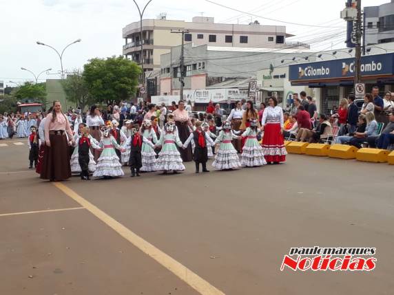Desfile comemora o Dia do Gaúcho em Três de Maio - foto 4