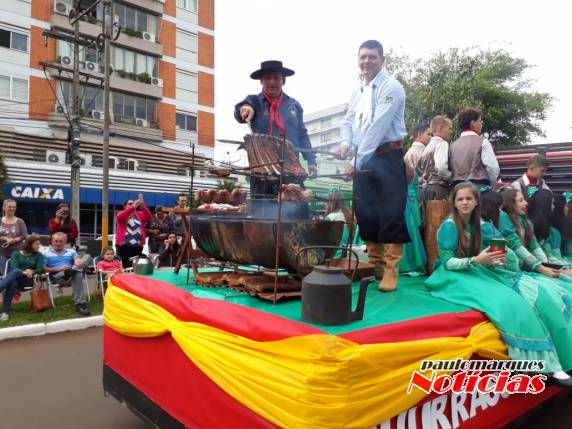 Desfile comemora o Dia do Gaúcho em Três de Maio - foto 7
