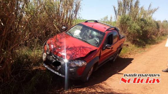 Colisão envolve duas caminhonetes em estrada de chão, em Independência - foto 2