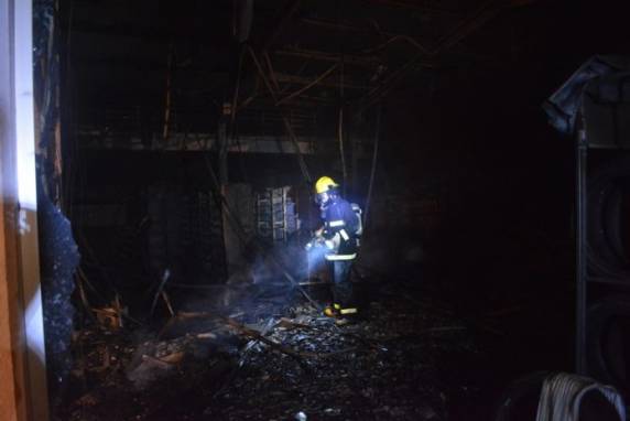 Incêndio em revenda de carros 0km em Dois Irmãos - foto 3
