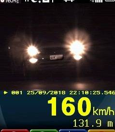 Fiscalização noturna flagra automóvel a 190 km/h no norte do estado - foto 3