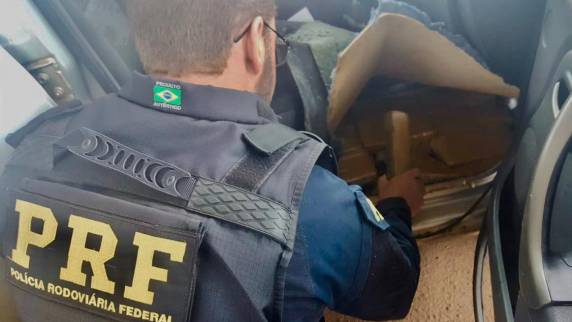 PRF prende motorista uruguaio por tráfico de drogas na BR 386 em Seberi - foto 3