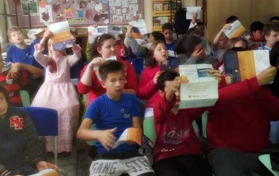 Educação Fiscal é tema de palestra nas escolas Francisco Sales Guimarães e São Pedro - foto 2