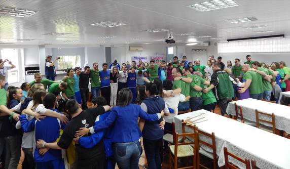 Apae de Três de Maio recebe ação social do Programa de Desenvolvimento de Lideranças
da John Deere - foto 5