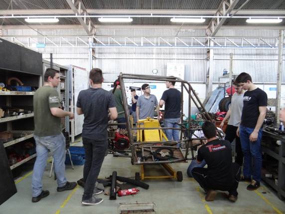 Estudantes da FAHOR criam
vaquinha online para projeto Baja - foto 2