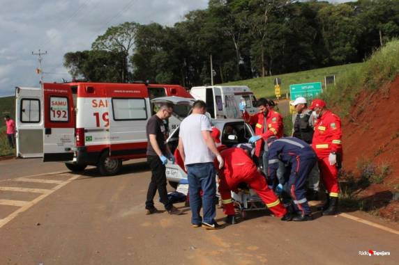 Grave acidente na Perimetral de Tapejara deixa vítima fatal e mais duas pessoas feridas - foto 6