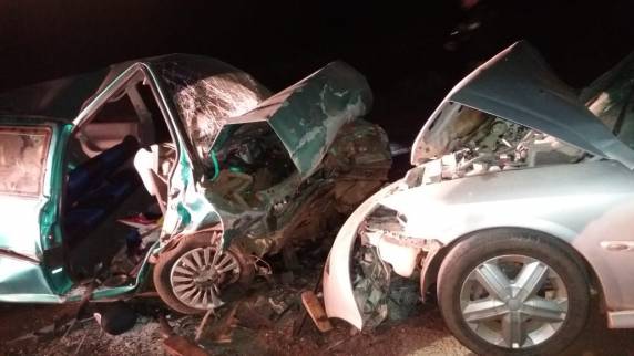 Colisão frontal na BR 287 em Unistalda deixa seis pessoas feridas - foto 3