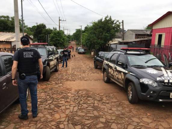 Polícia prende em Santo Ângelo suspeitos de homicídios ordenados por detento
do Presídio Central - foto 2