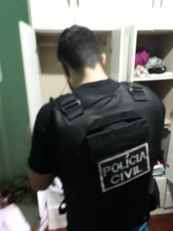 Operação Fundo
Falso prende quatro pessoas por tráfico em Santo Ângelo - foto 3