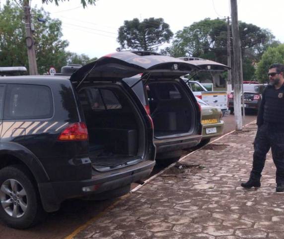Polícia Federal prende 12 índios por extorsão e milícia armada em Ronda Alta - foto 3