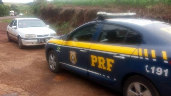 Dupla é detida com 60 quilos de maconha após perseguição na BR 282 em Xaxim - foto 3