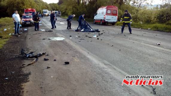 Jovem morre em colisão frontal na BR 472 entre Três de Maio e Santa Rosa - foto 2