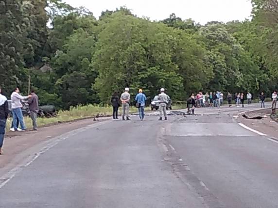 Jovem morre em colisão frontal na BR 472 entre Três de Maio e Santa Rosa - foto 3