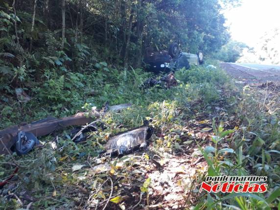 Jovem fica ferido em capotagem de veículo na RS 342 em
Independência - foto 6