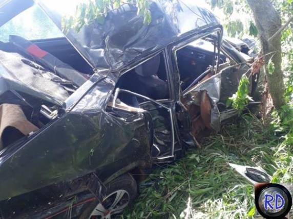 Ele ficou duas horas desacordado até ser socorrido por outro motorista que passou no local