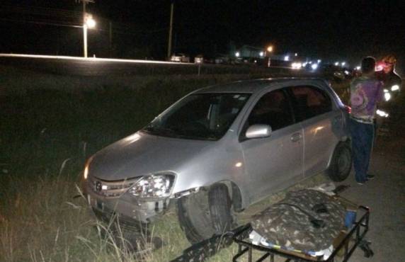 Acidente envolvendo carreta e três veículos
deixa feridos em Camaquã - foto 4