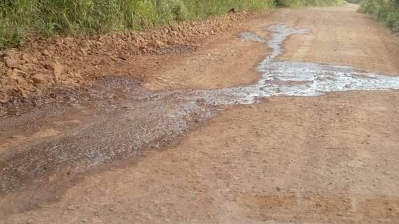 Internautas reclamam de situação das estradas no interior
de Alegria - foto 2