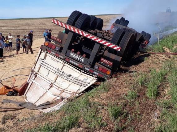 Caminhoneiro morre em acidente na BR 285 em São Luiz Gonzaga - foto 3