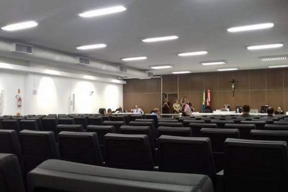 Júri entendeu 

que ele não teve intenção de matar. Prisão preventiva foi revogada