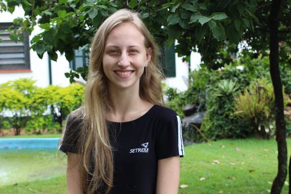 Kamila Wiprich vai para 

Frankfurt como bolsista do projeto PASCH, pelo Centro de Idiomas Setrem